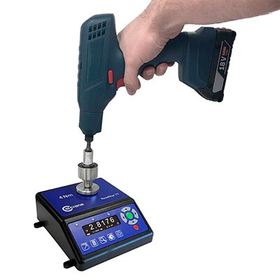 Anwendungsbeispiel mit Akkuschrauber